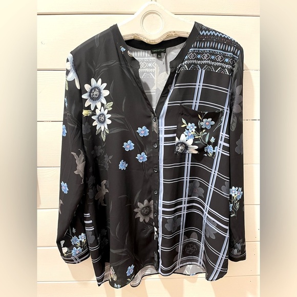 TRICOTTO blue Florals blouse size XL - Picture 1 of 8